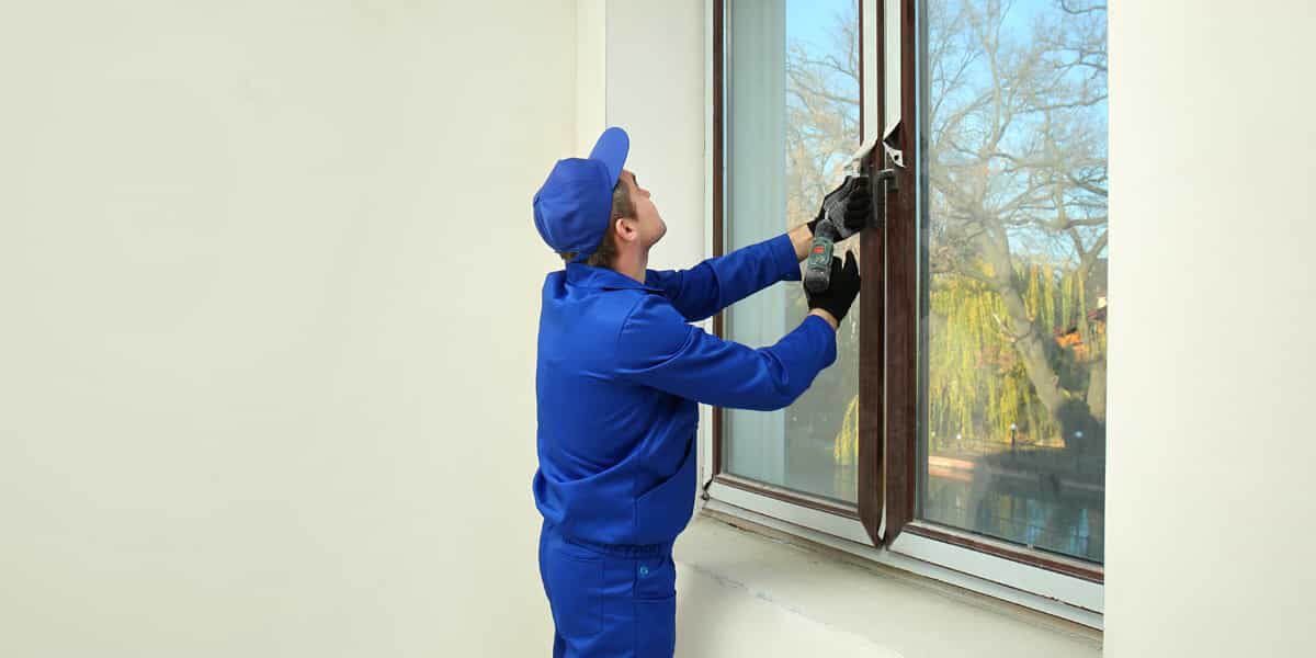 Réparation de fenêtre bois aluminium au Maroc